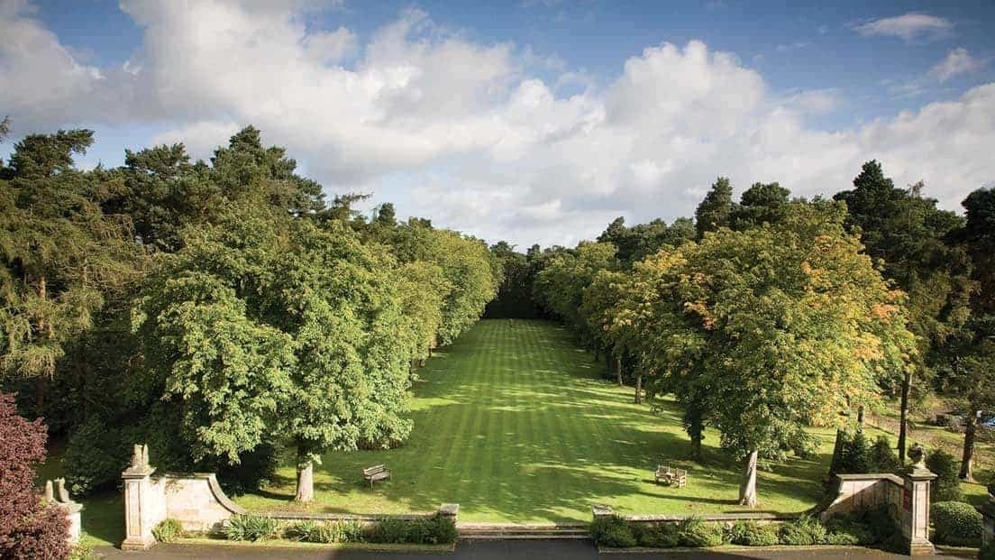 Crathorne Hall Hotel - Presidents lounge image 2
