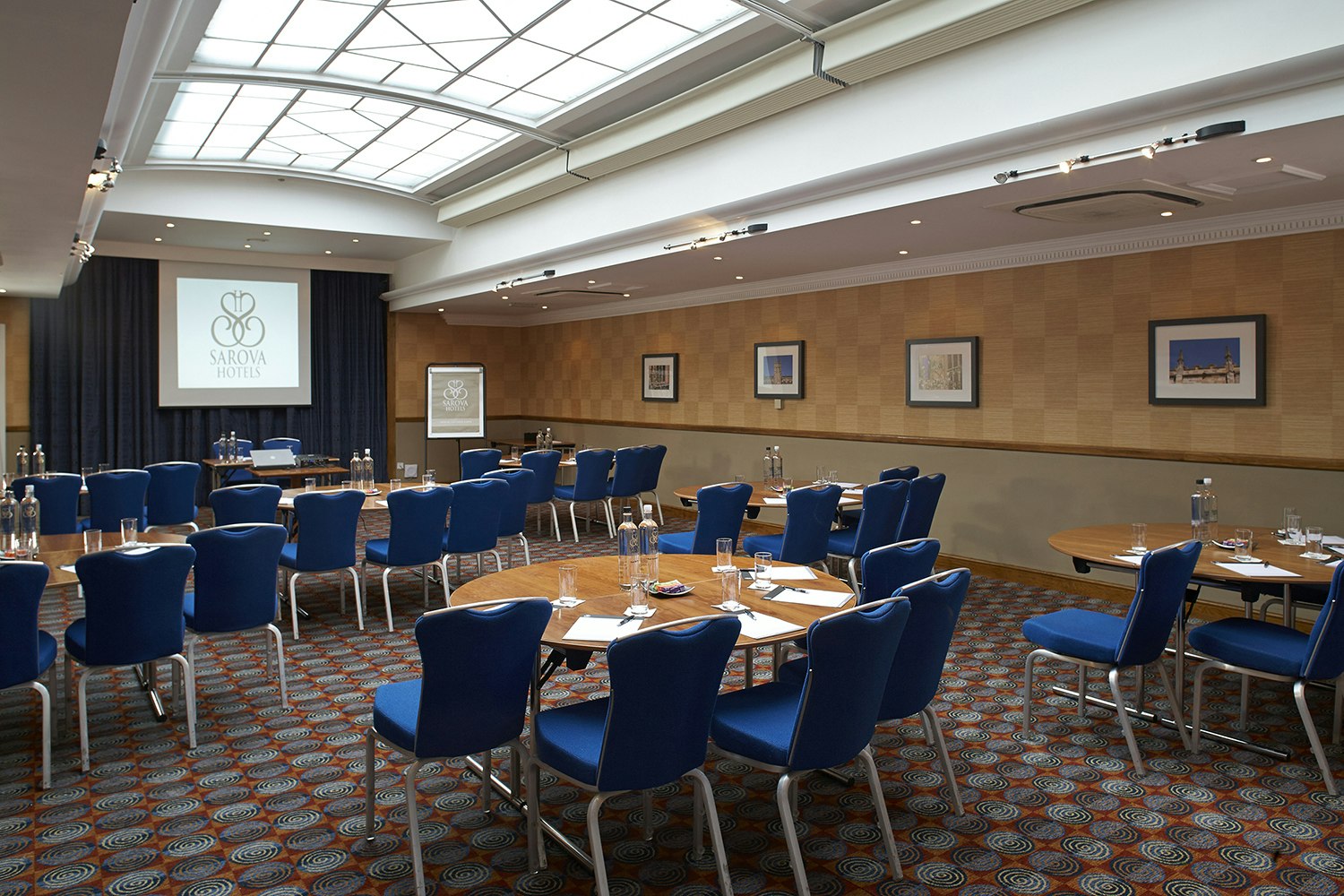 The Abbey Hotel - Shaw Suite image 1