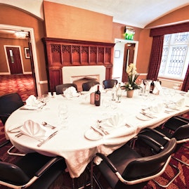 The Abbey Hotel - Hereford Suite image 2