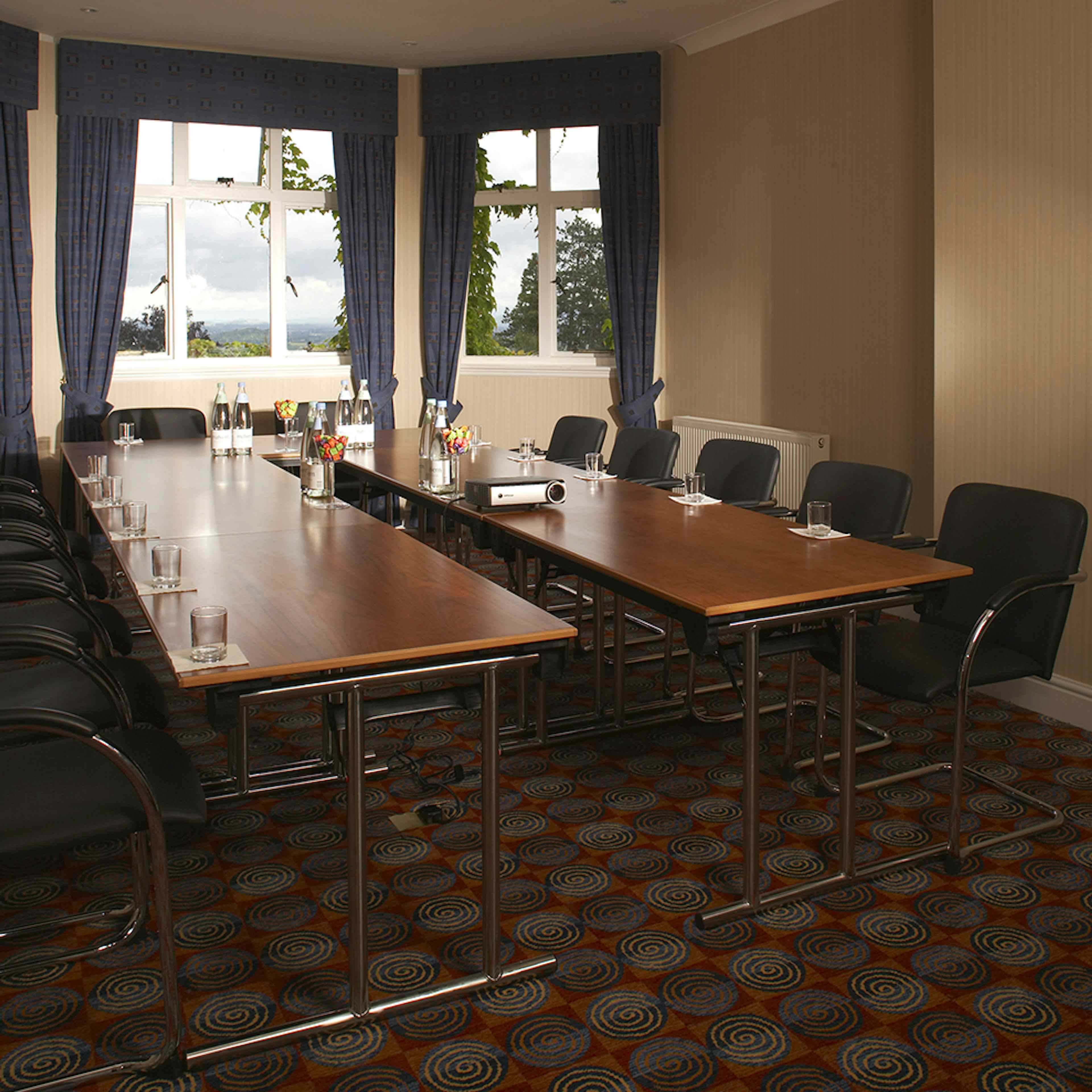 The Abbey Hotel - Montgomery Suite image 1