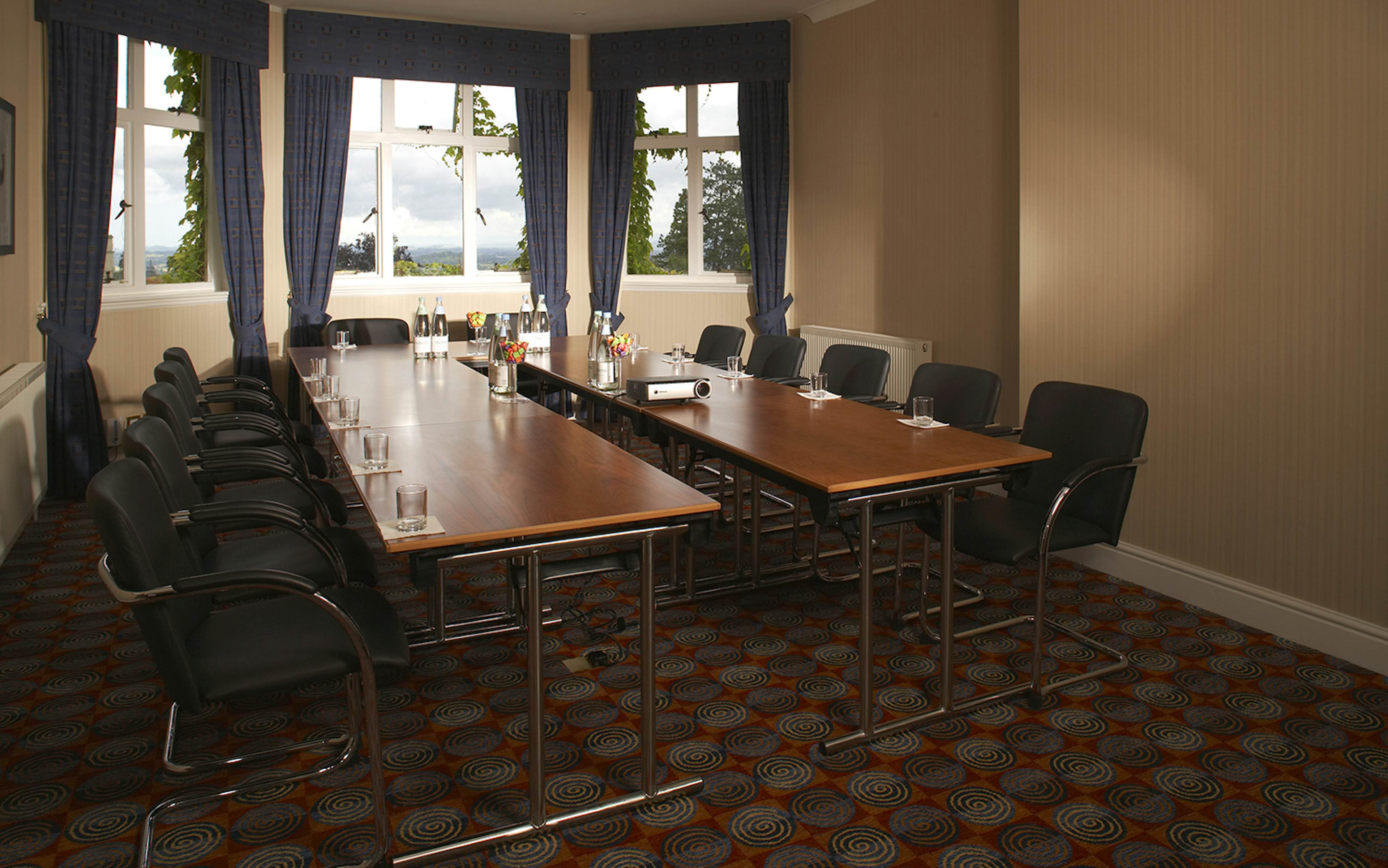 The Abbey Hotel - Montgomery Suite image 1