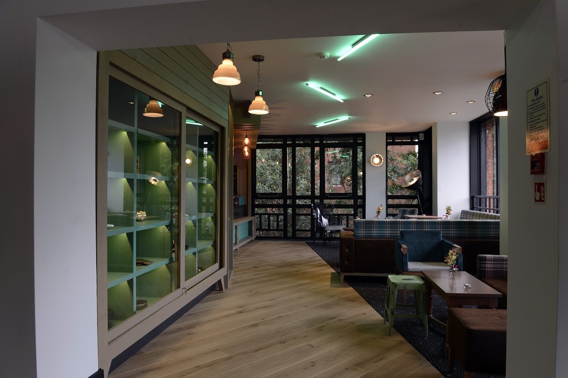 Curzon Knutsford - Screen One  image 2