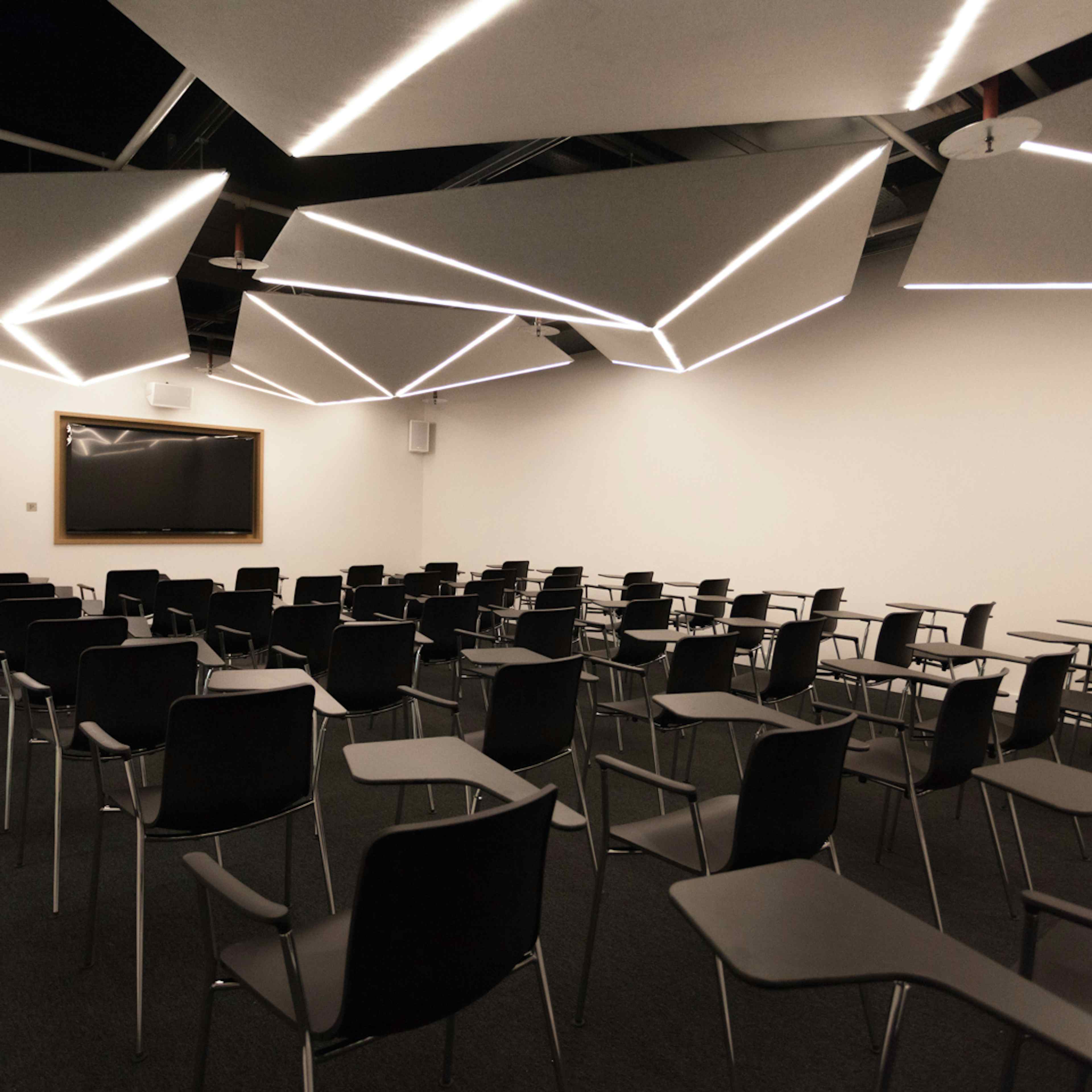 Huckletree Shoreditch - The Classroom Meeting / Event Space image 2
