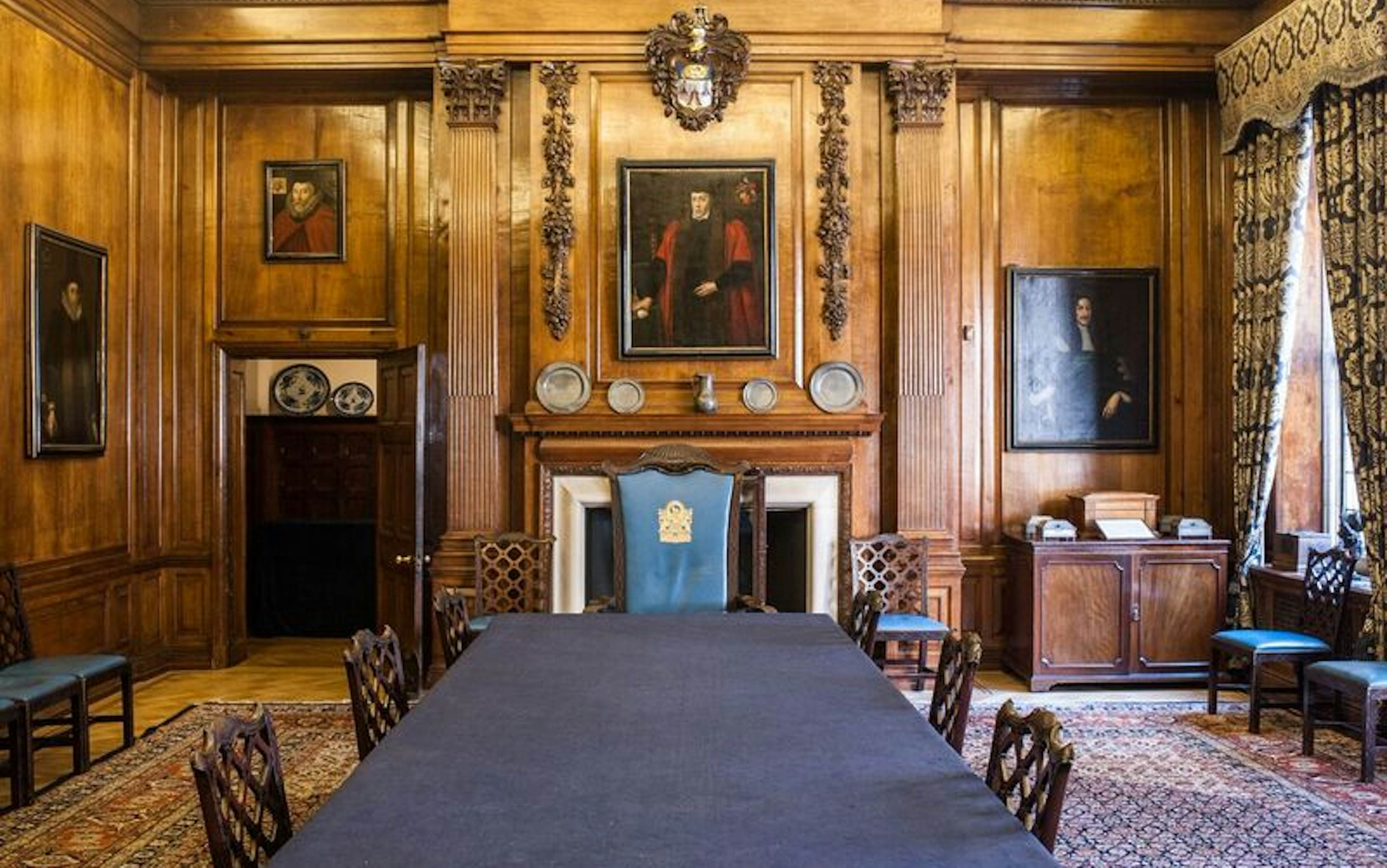 Merchant Taylors' Hall  - The Courtroom  image 1