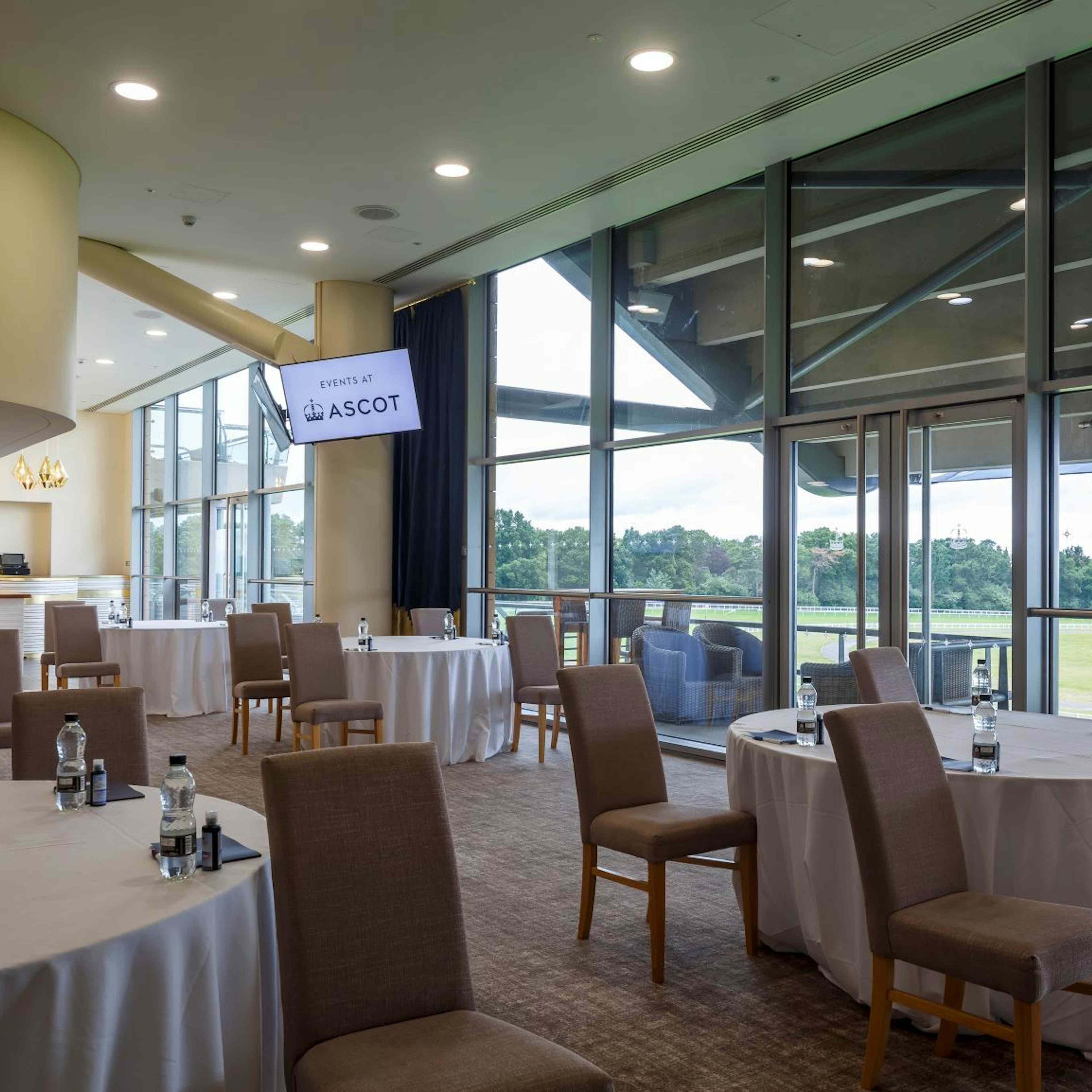 Ascot Racecourse - Windsor Forest Suite image 2