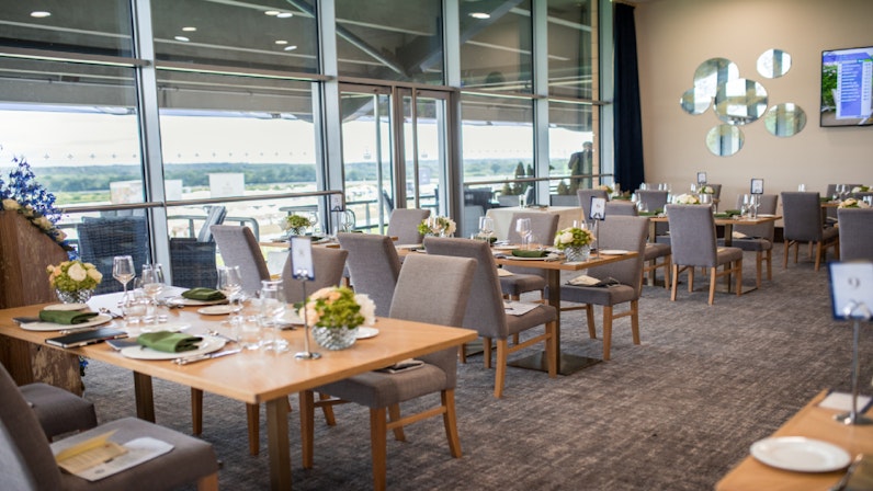 Ascot Racecourse - Windsor Forest Suite image 3