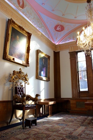 Watermen's Hall - Court Room image 2