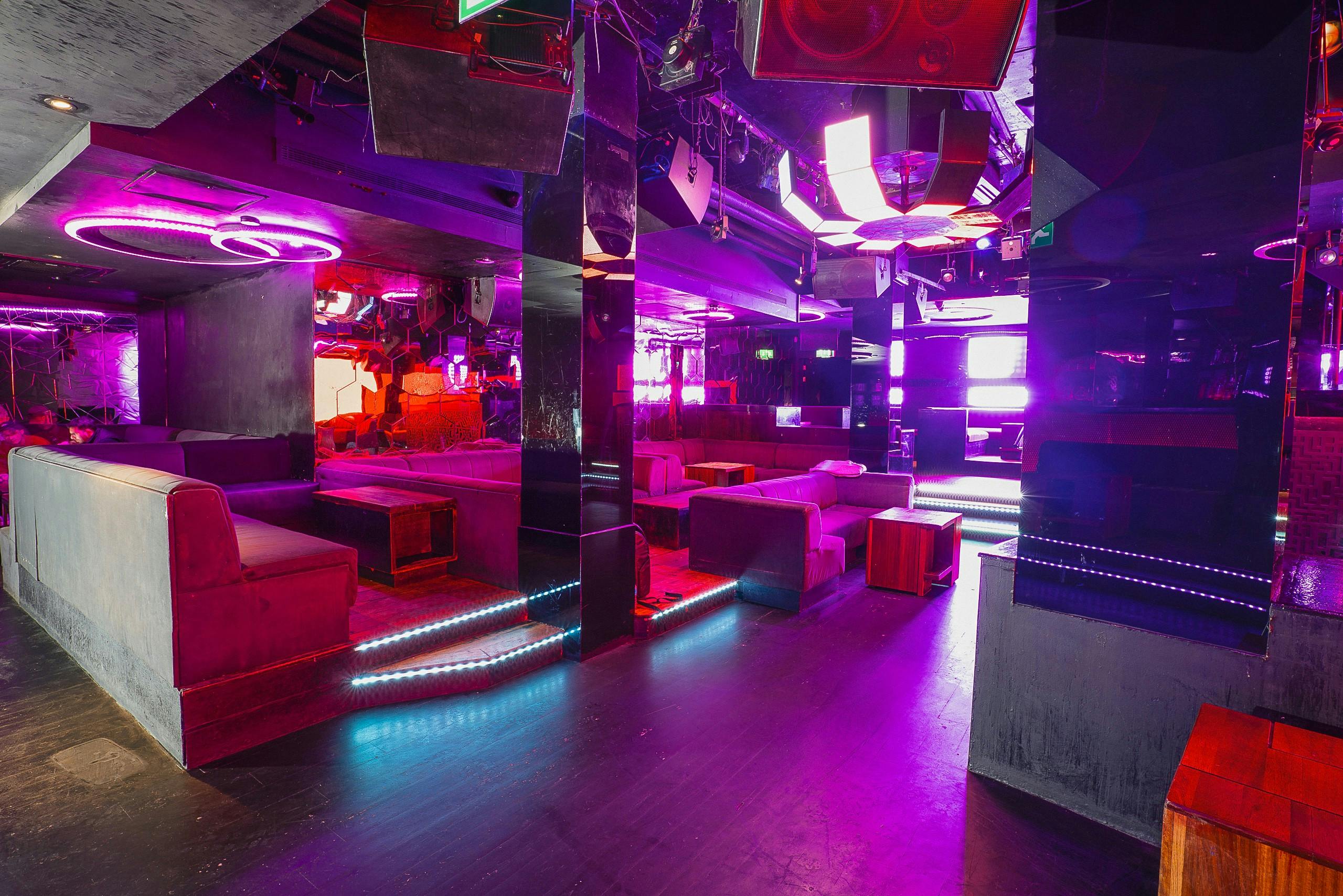 Chinawhite - image 2