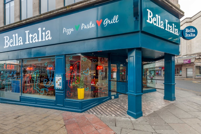 Bella Italia Liverpool - The Tuscany Room image 3