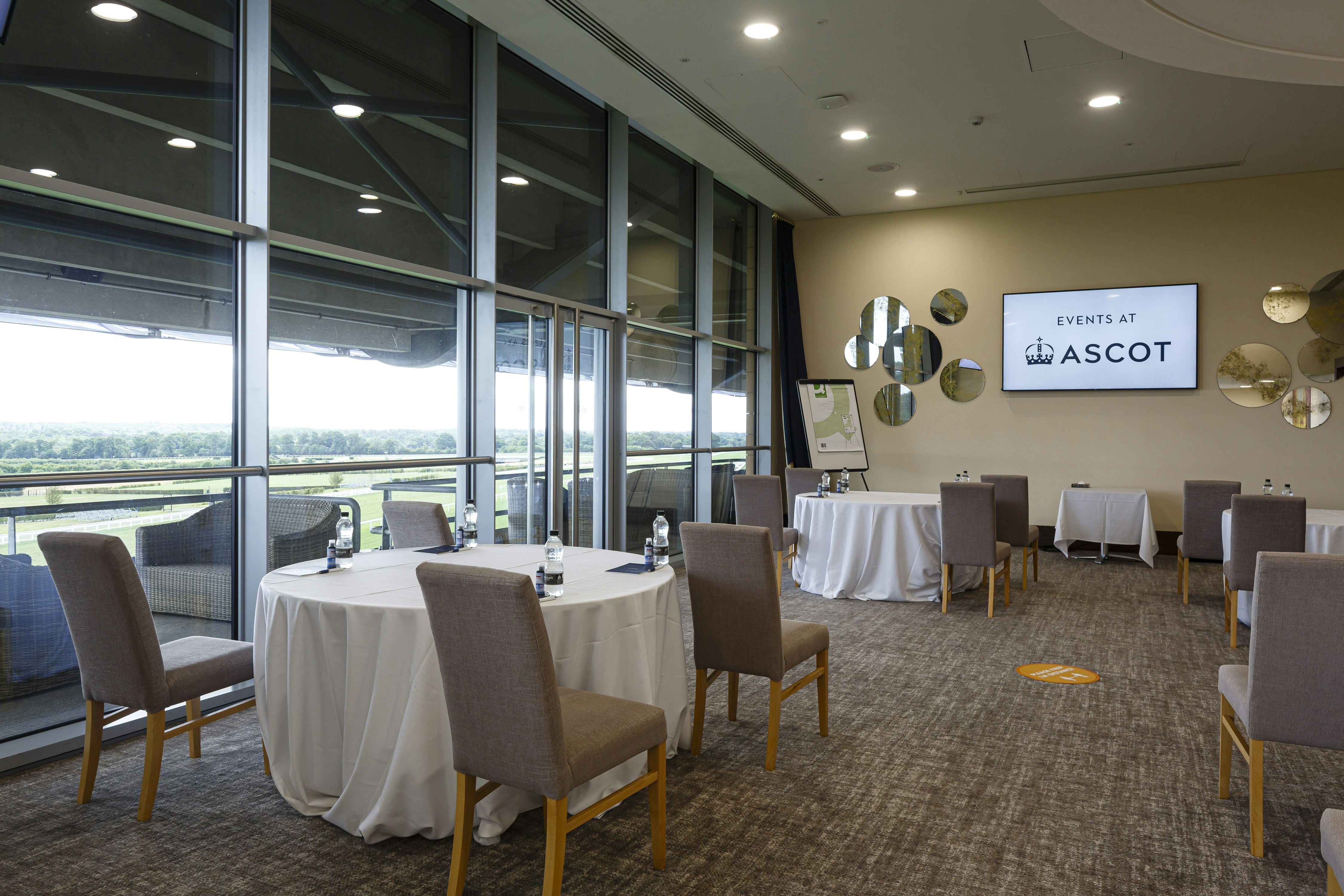 Ascot Racecourse - Windsor Forest Suite image 2