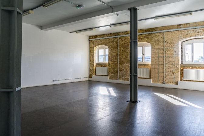 THE BOATHOUSE STUDIOS  - Blue Anchor Studio   image 2