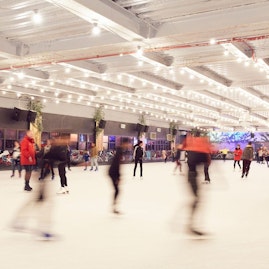 QUEENS Skate Dine Bowl - Ice Rink  image 1