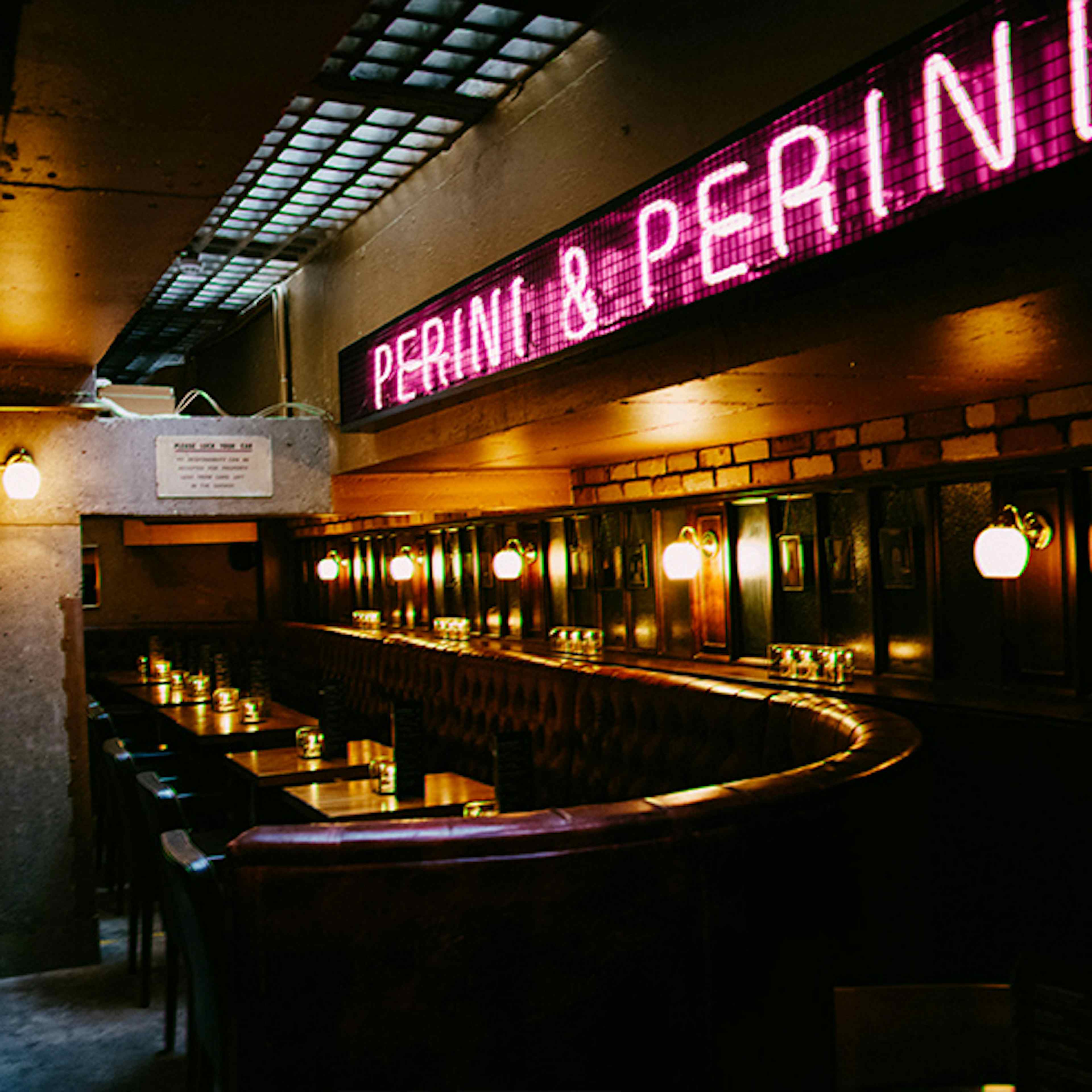 Perini & Perini  - Private Room  image 2