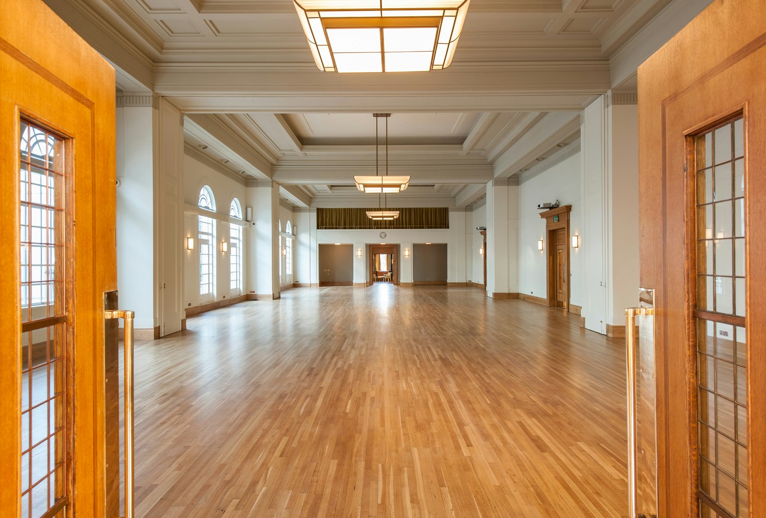 Cheap Wedding Venues in London - Hackney Town Hall