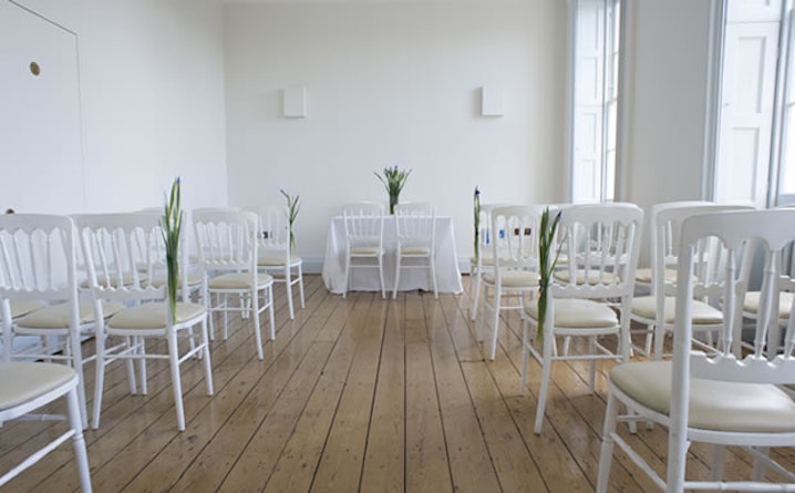 Clissold House - New River Room image 1
