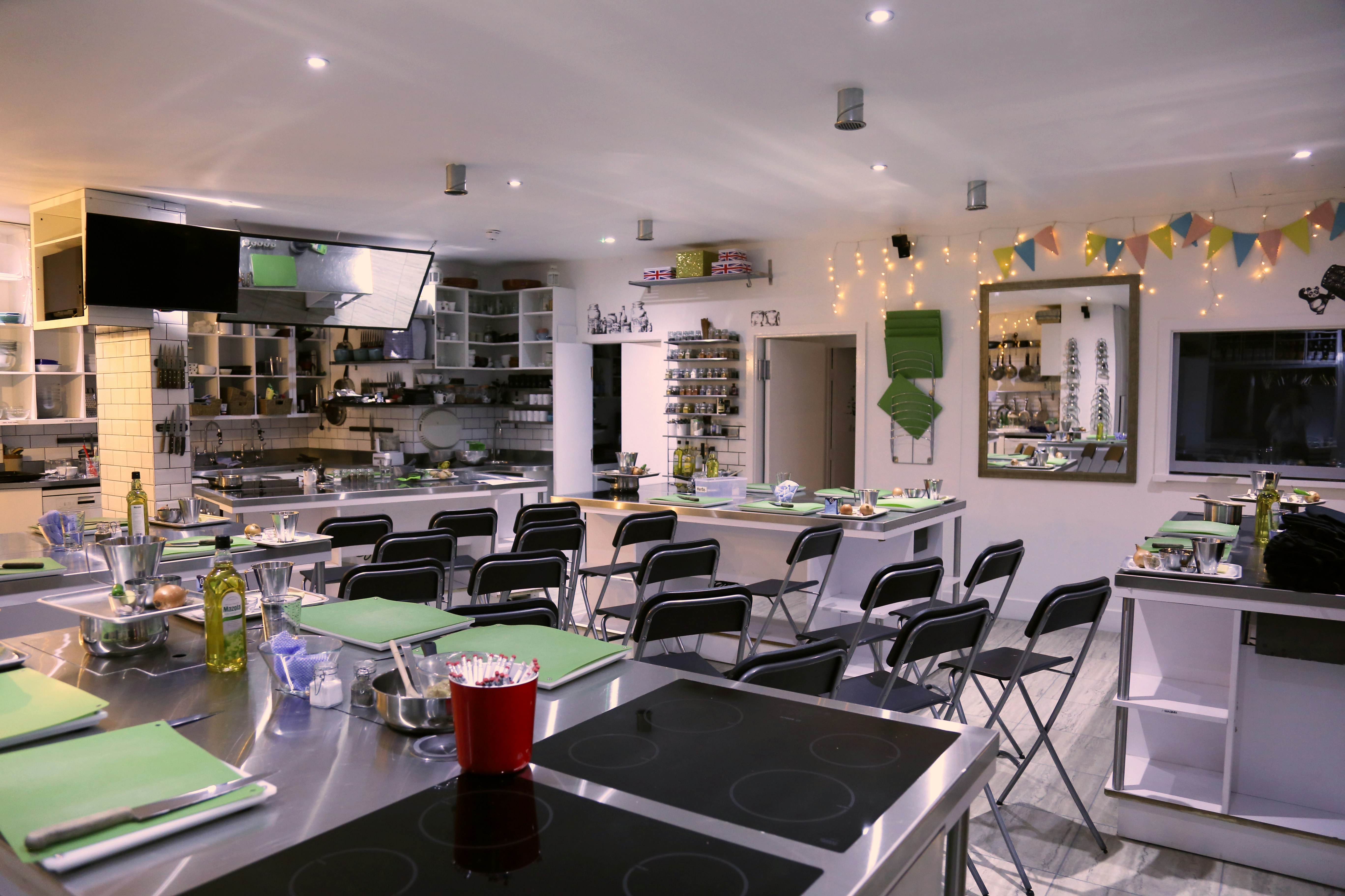 Complete Kitchen @ The Avenue Cookery School - Professional Kitchen to rent & hire image 9