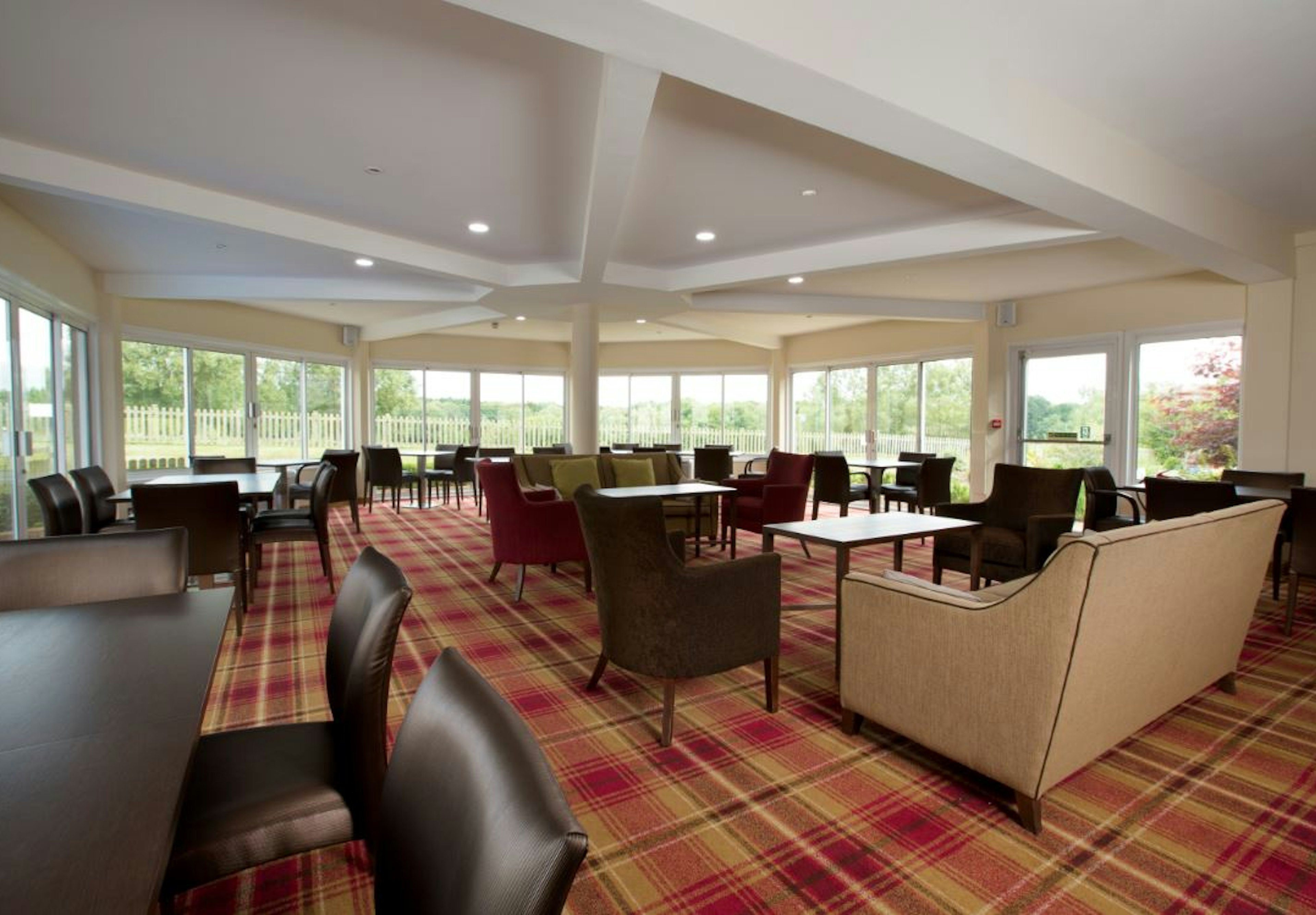 Business - Sandford Springs Hotel & Golf Club