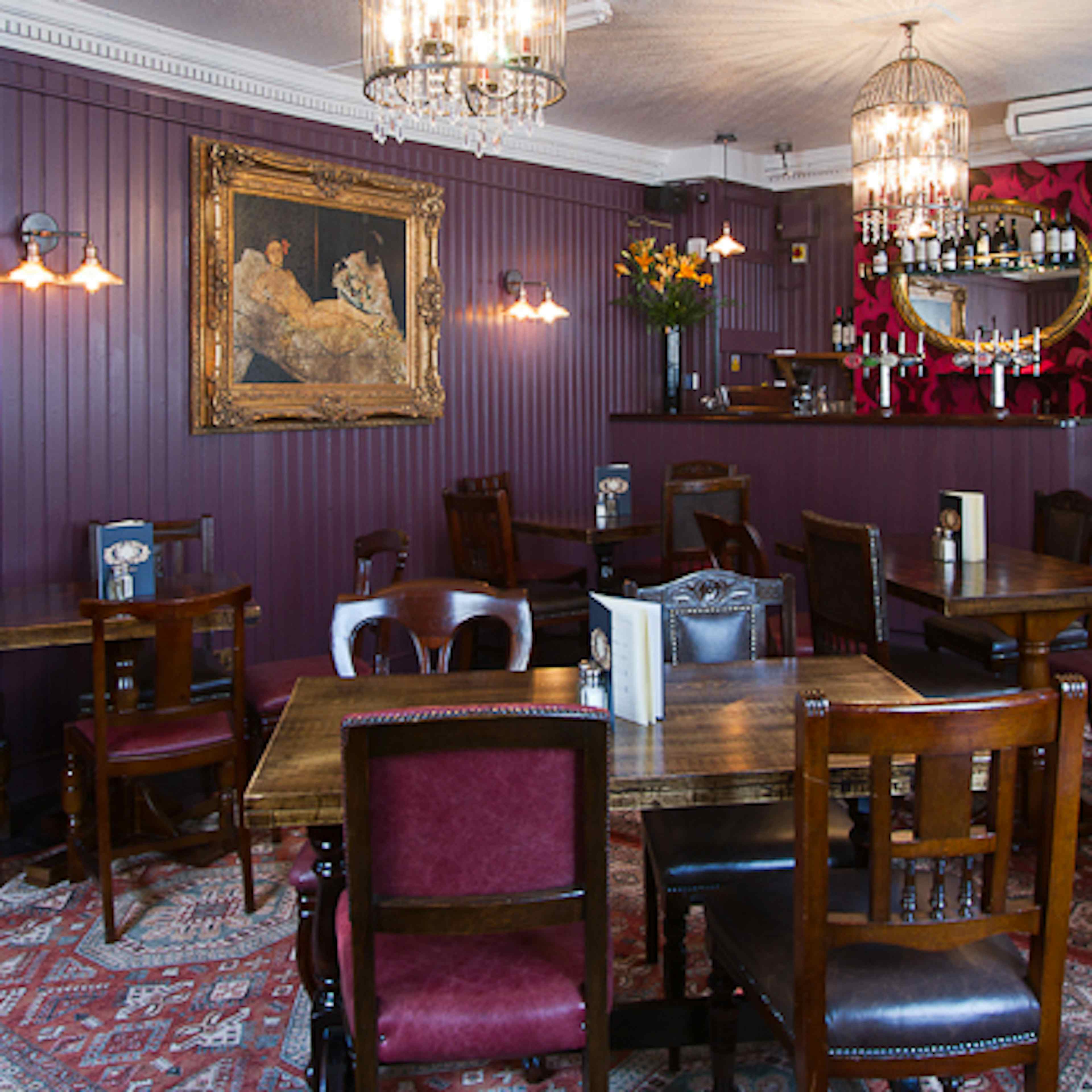 Market Tavern - The Chesterfield Room image 2