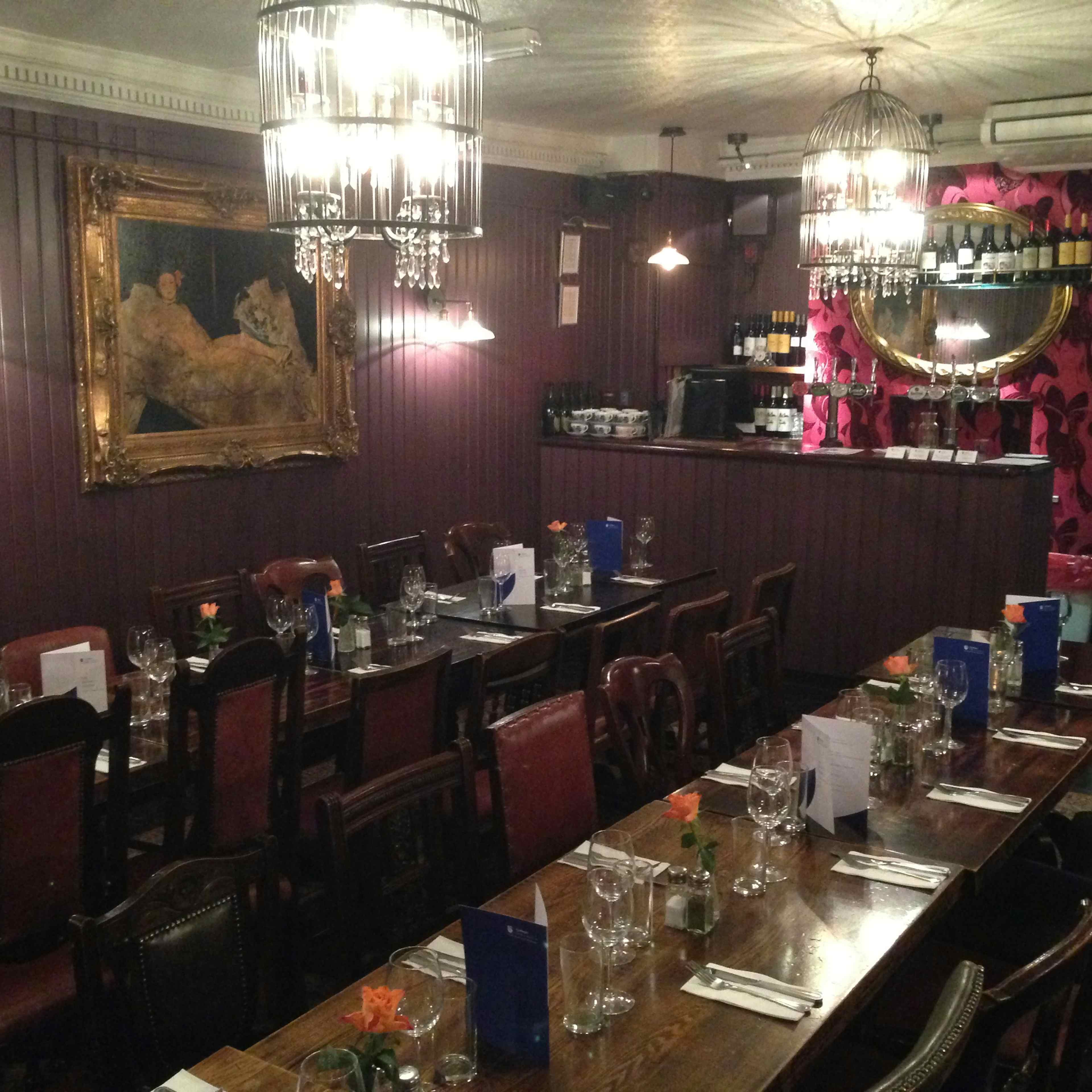 Market Tavern - The Chesterfield Room image 3