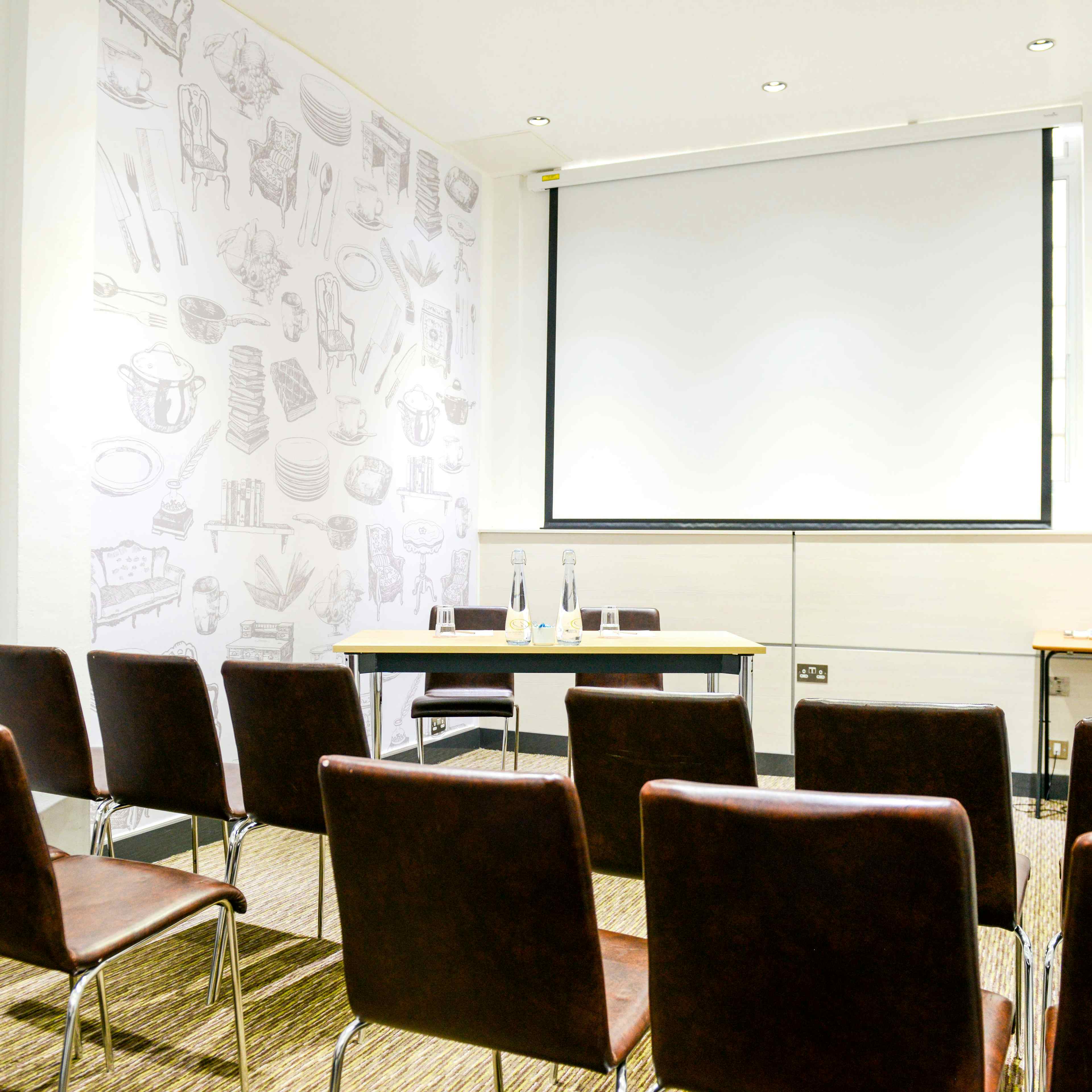 The Wesley Euston Hotel & Conference Venue  - Suite 3 image 2