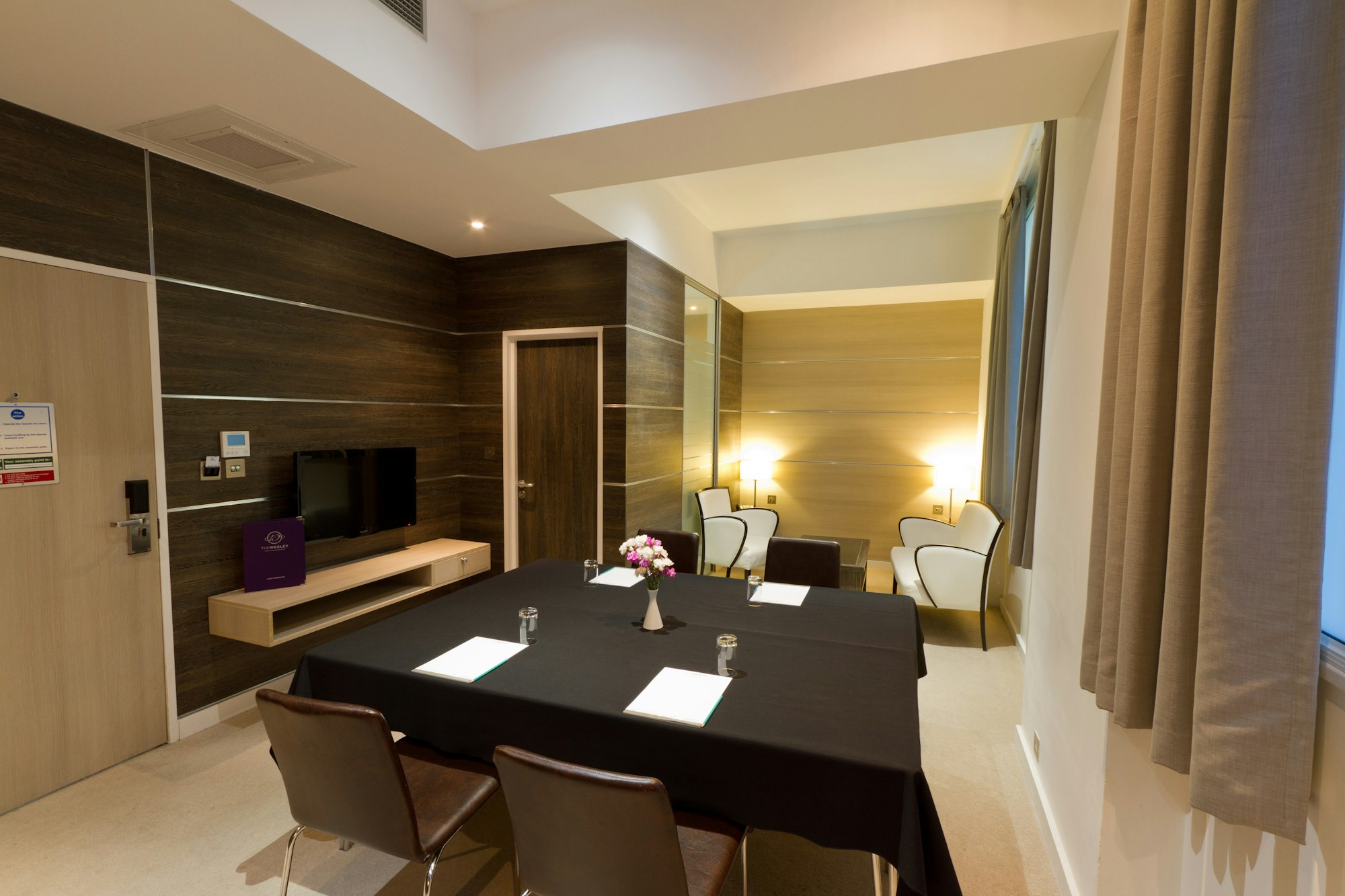 Conference Venues in Kings Cross - The Wesley Euston Hotel & Conference Venue 