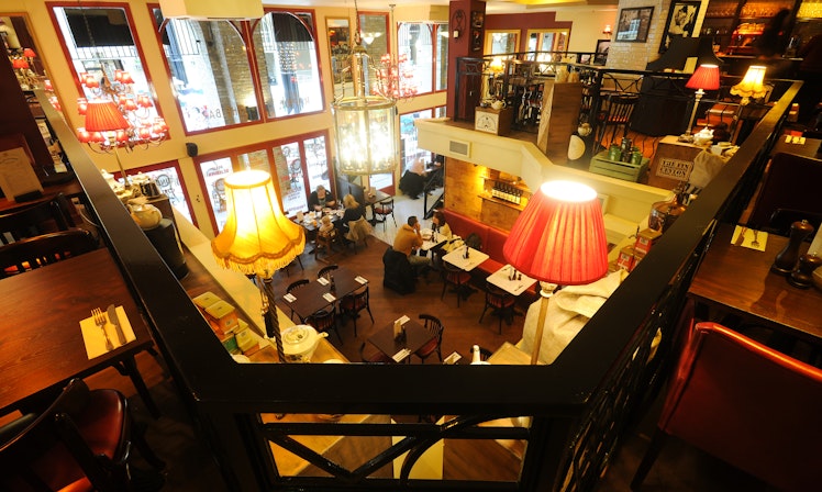Café Rouge Hays Galleria - image 3