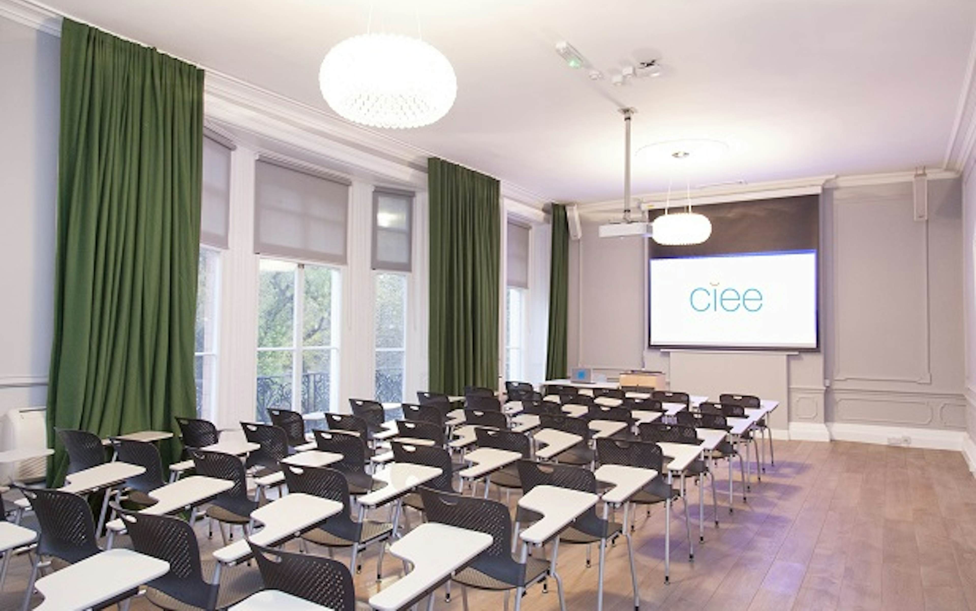 CIEE Global Institute-London - Notting Hill image 1