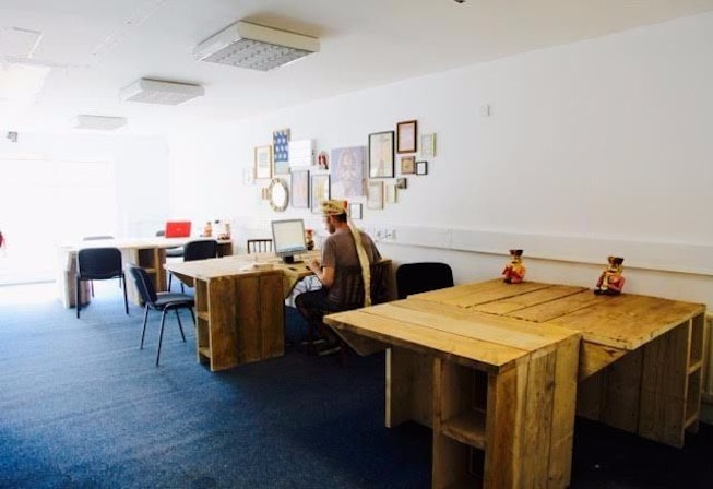 Blighty Workspace - Desk Hire image 2