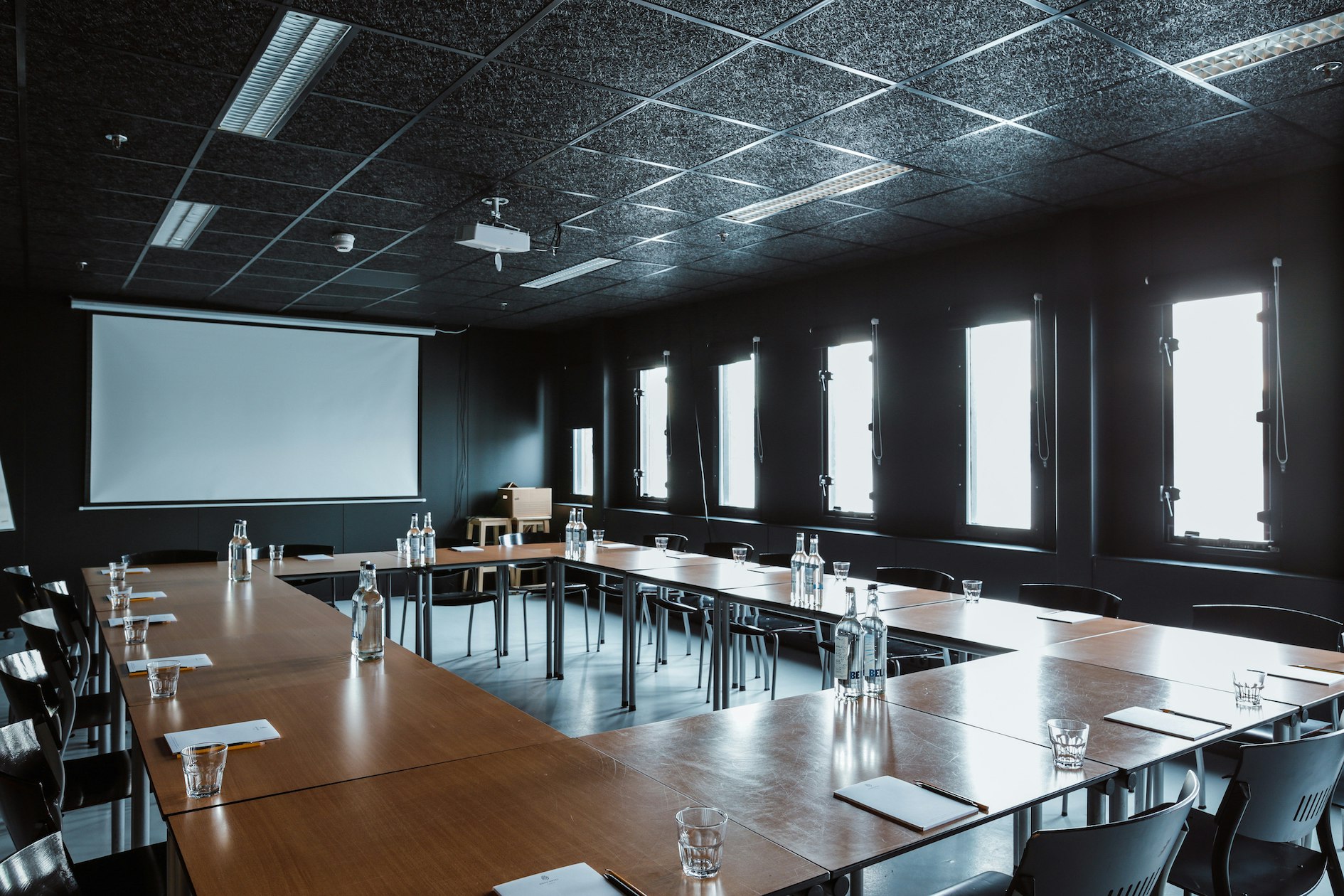 Good Hotel London  - Extra Large Meeting Room image 2