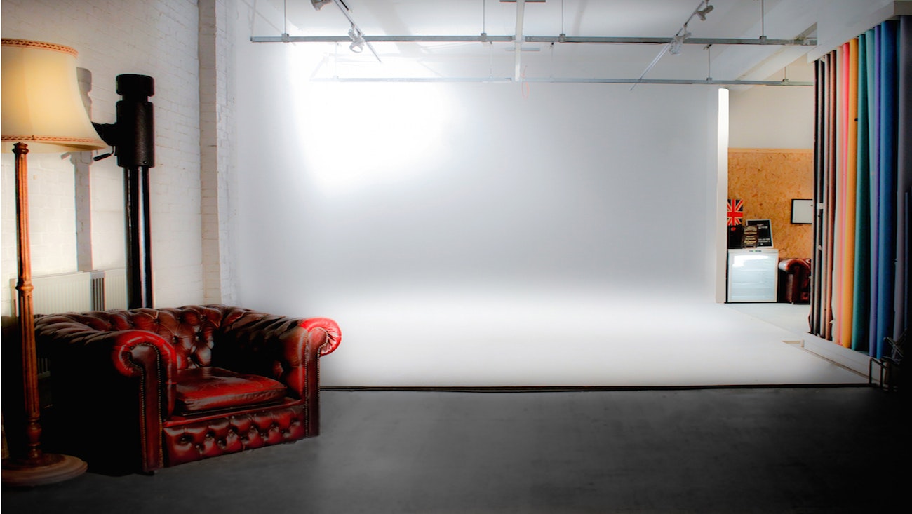 Mowlem Street Studios - Photographic Studio image 1