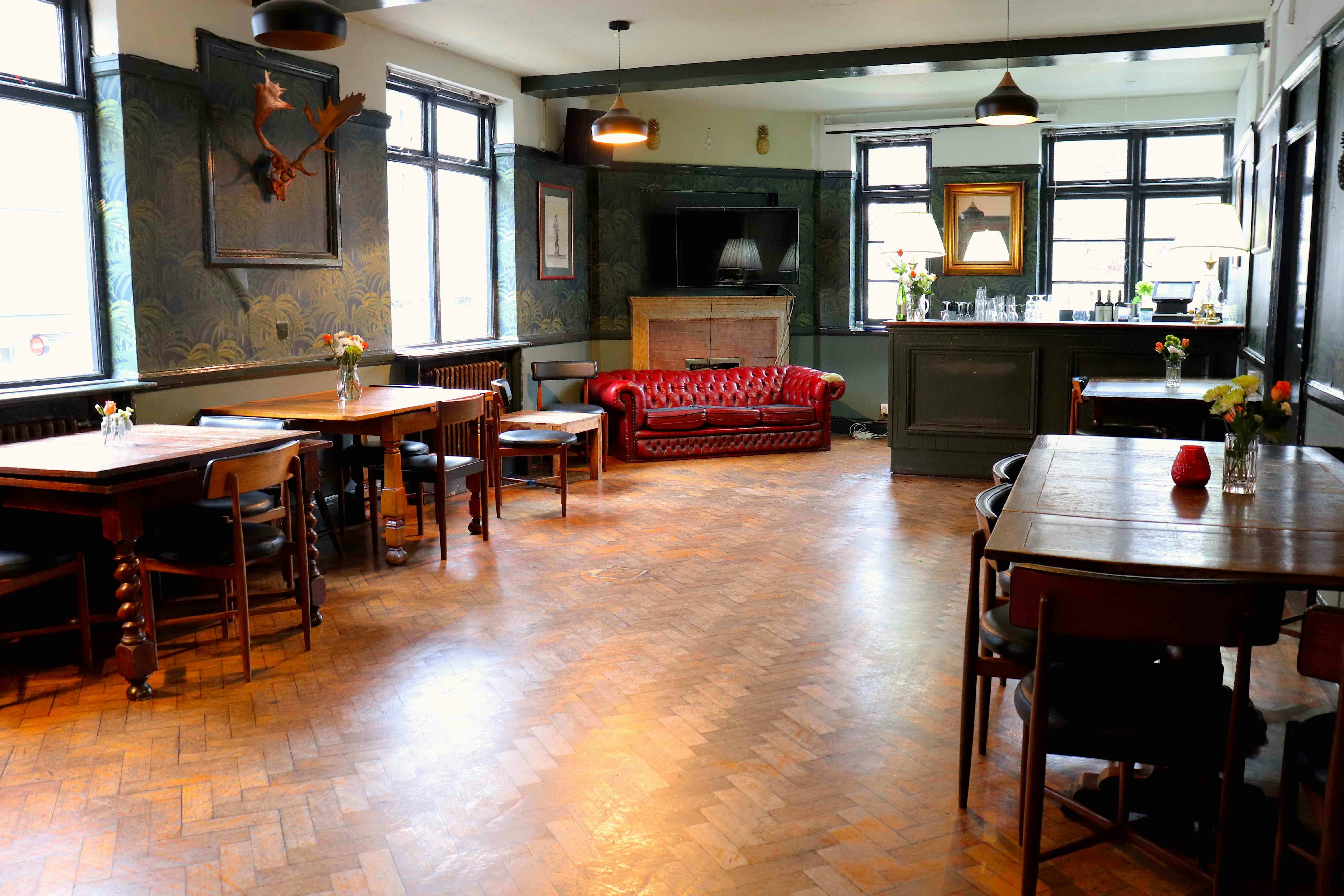 Pubs Venues in London - Star of Kings