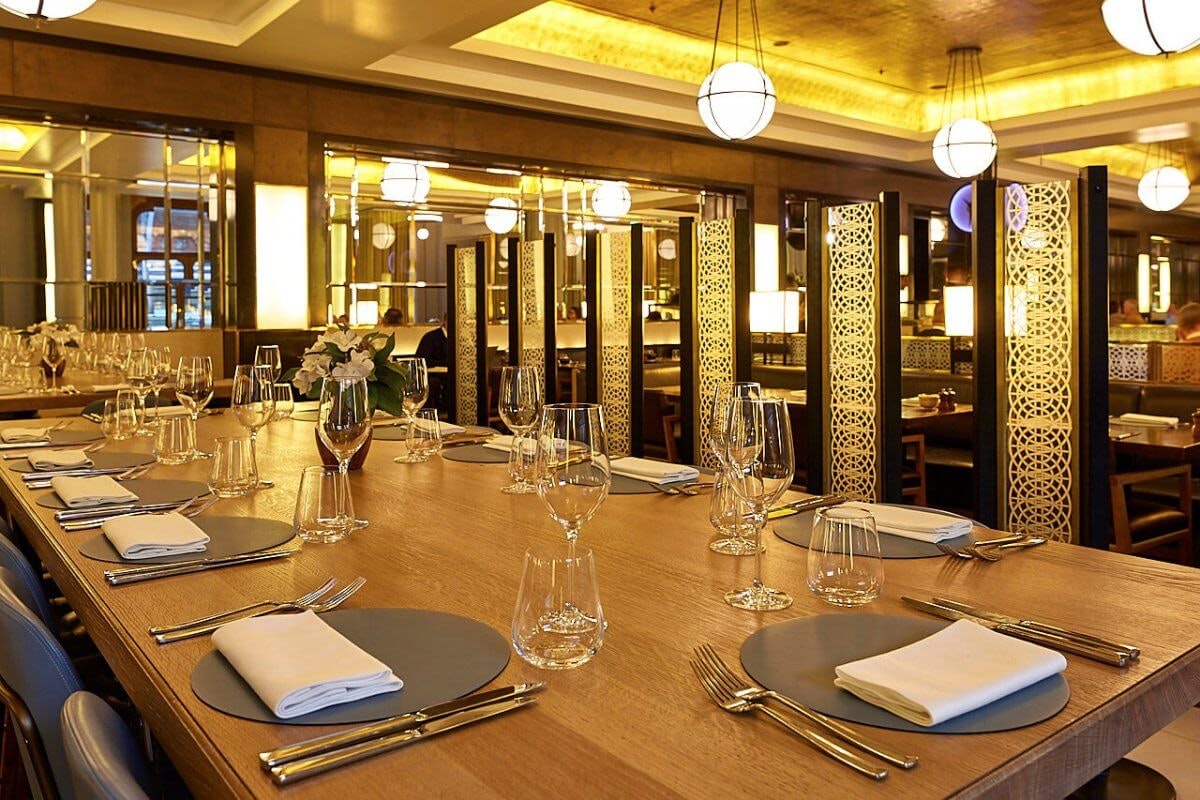St Pancras Brasserie and Champagne Bar by Searcys  - Kitchen Bar   image 2