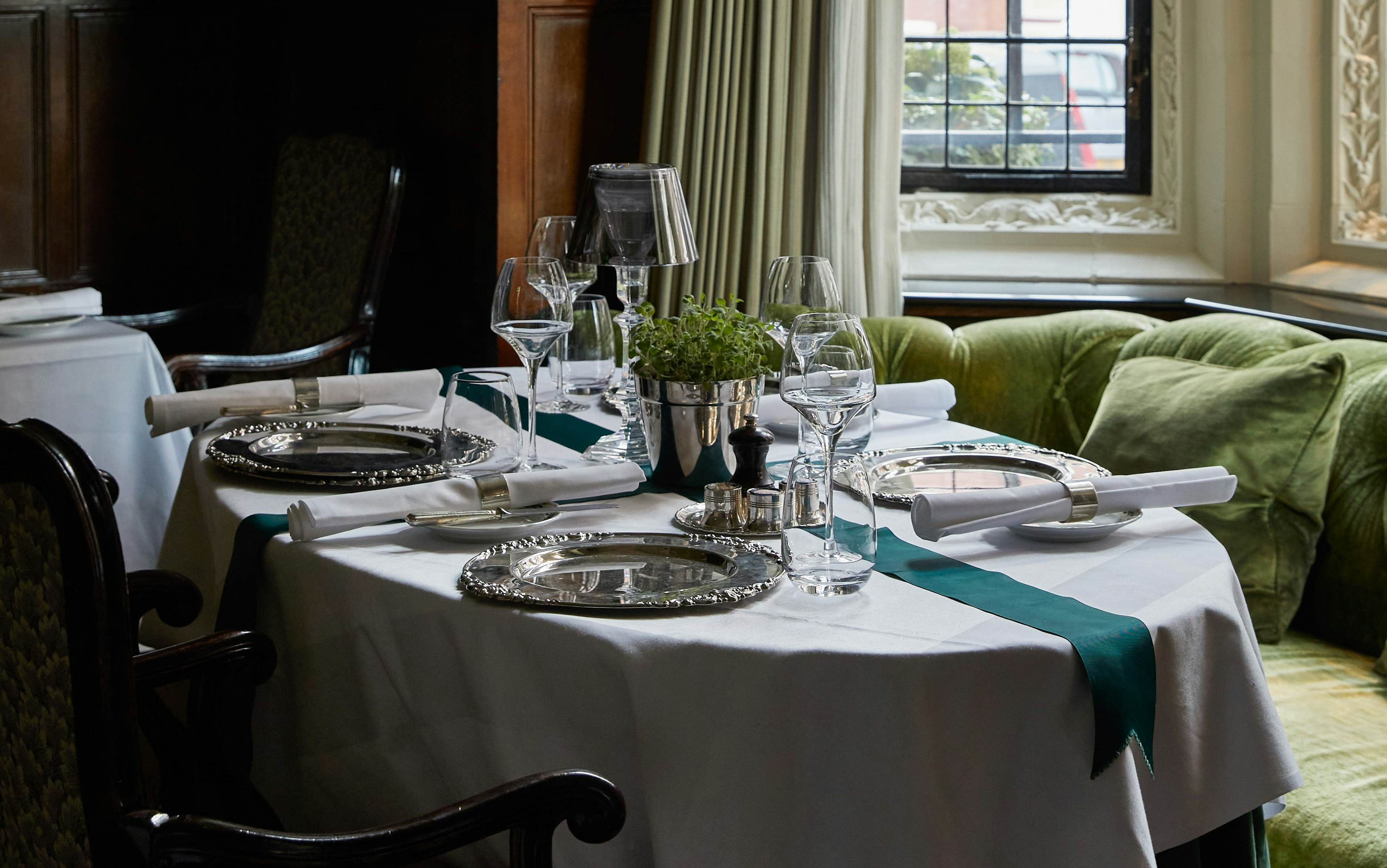 The Milestone Hotel & Residences - Cheneston's Restaurant image 1