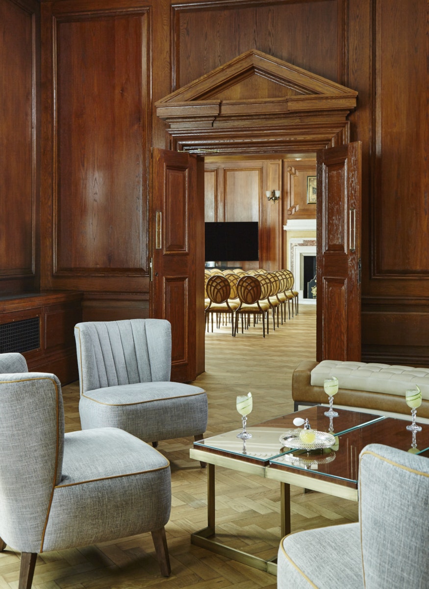 London Marriott Hotel County Hall - King George & Queen Mary image 2