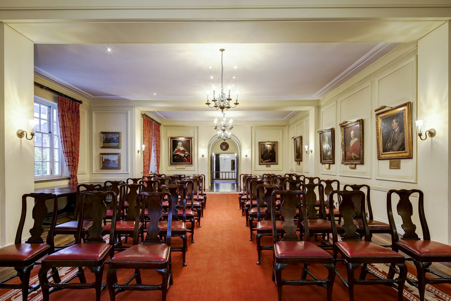 The Honourable Society of Gray's Inn - Large Pension Room image 4