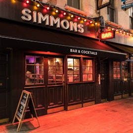 Simmons | Camden Town - Main Bar image 1