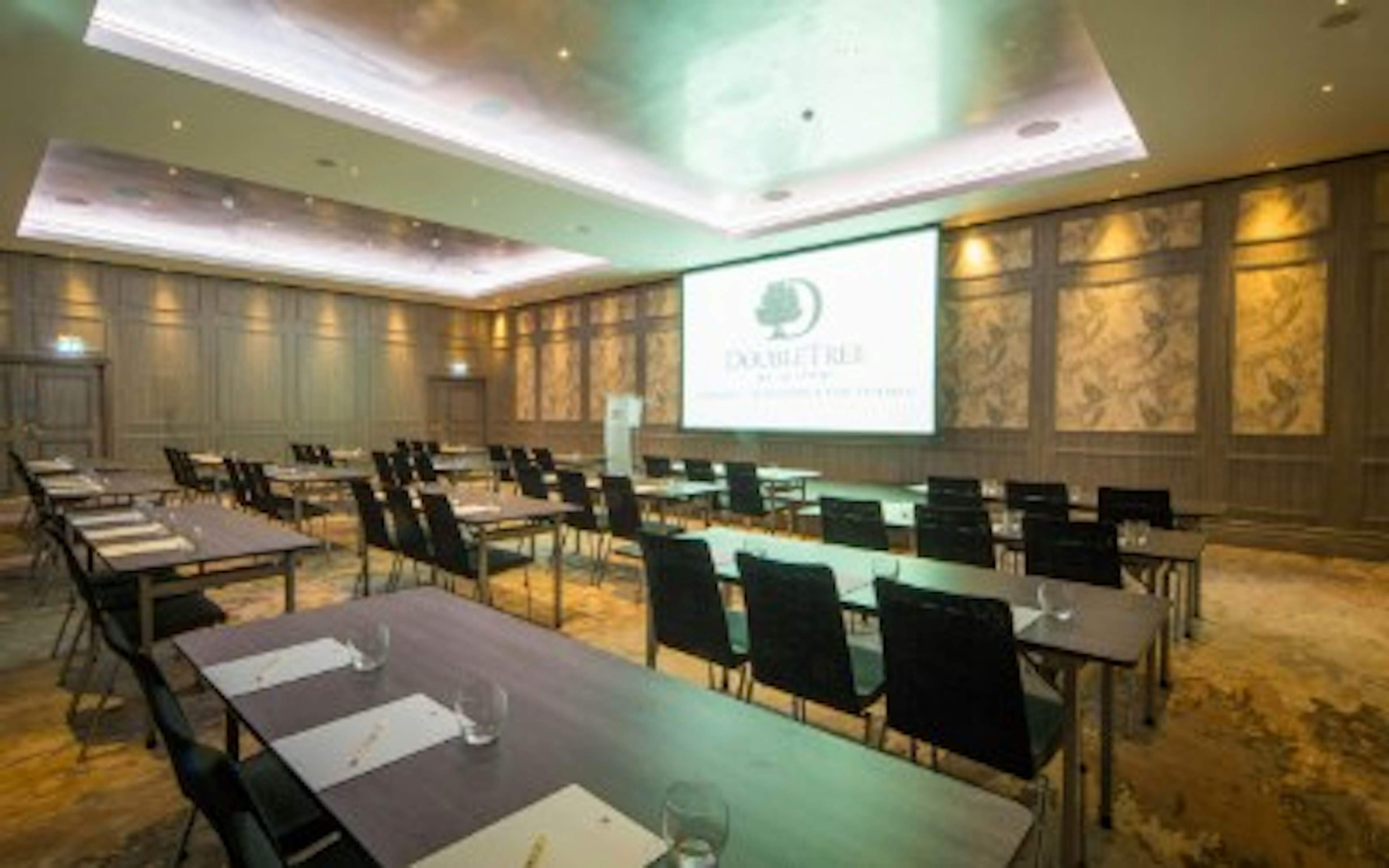 Doubletree by Hilton London Kingston upon Thames - Sopwith 1 image 1
