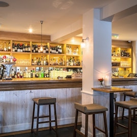 The Narrow - Bar and Lounge image 1