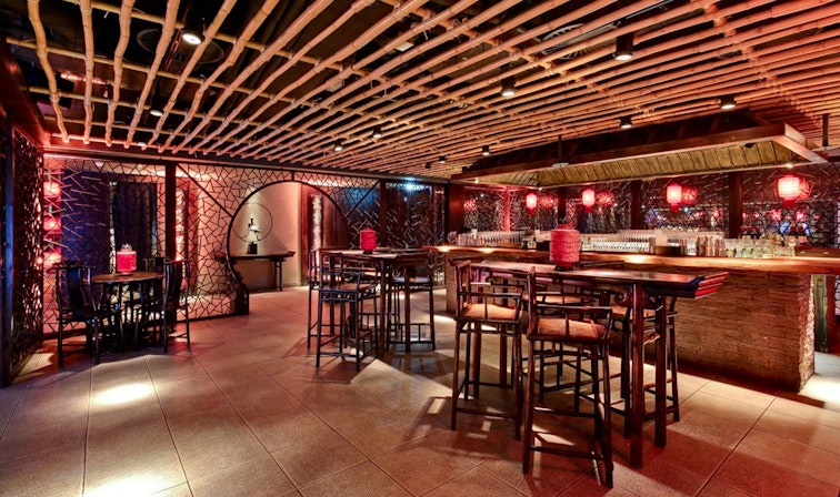 Hutong - Shanghai bar image 3