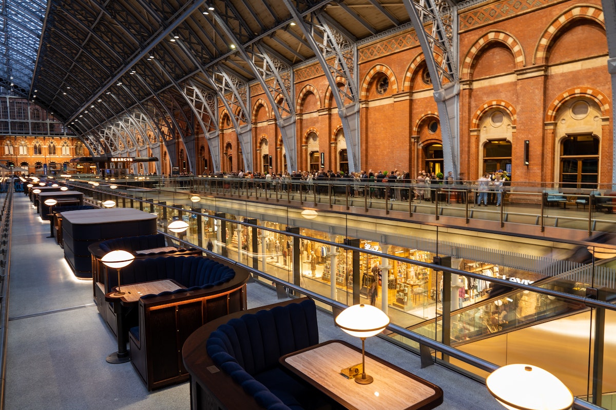 St Pancras Brasserie and Champagne Bar by Searcys  - Champagne Bar image 7
