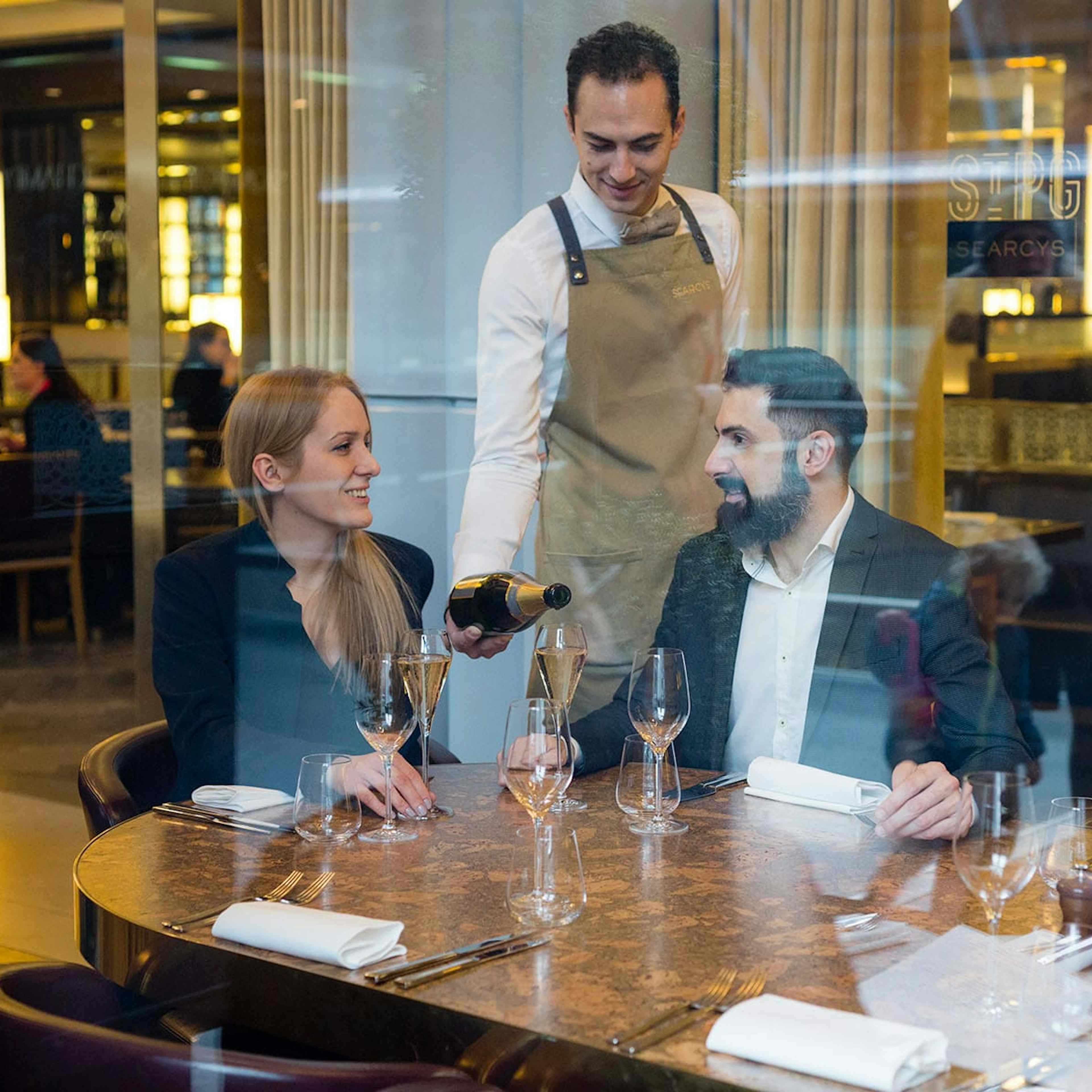 St Pancras Brasserie and Champagne Bar by Searcys  - Champagne Bar image 3
