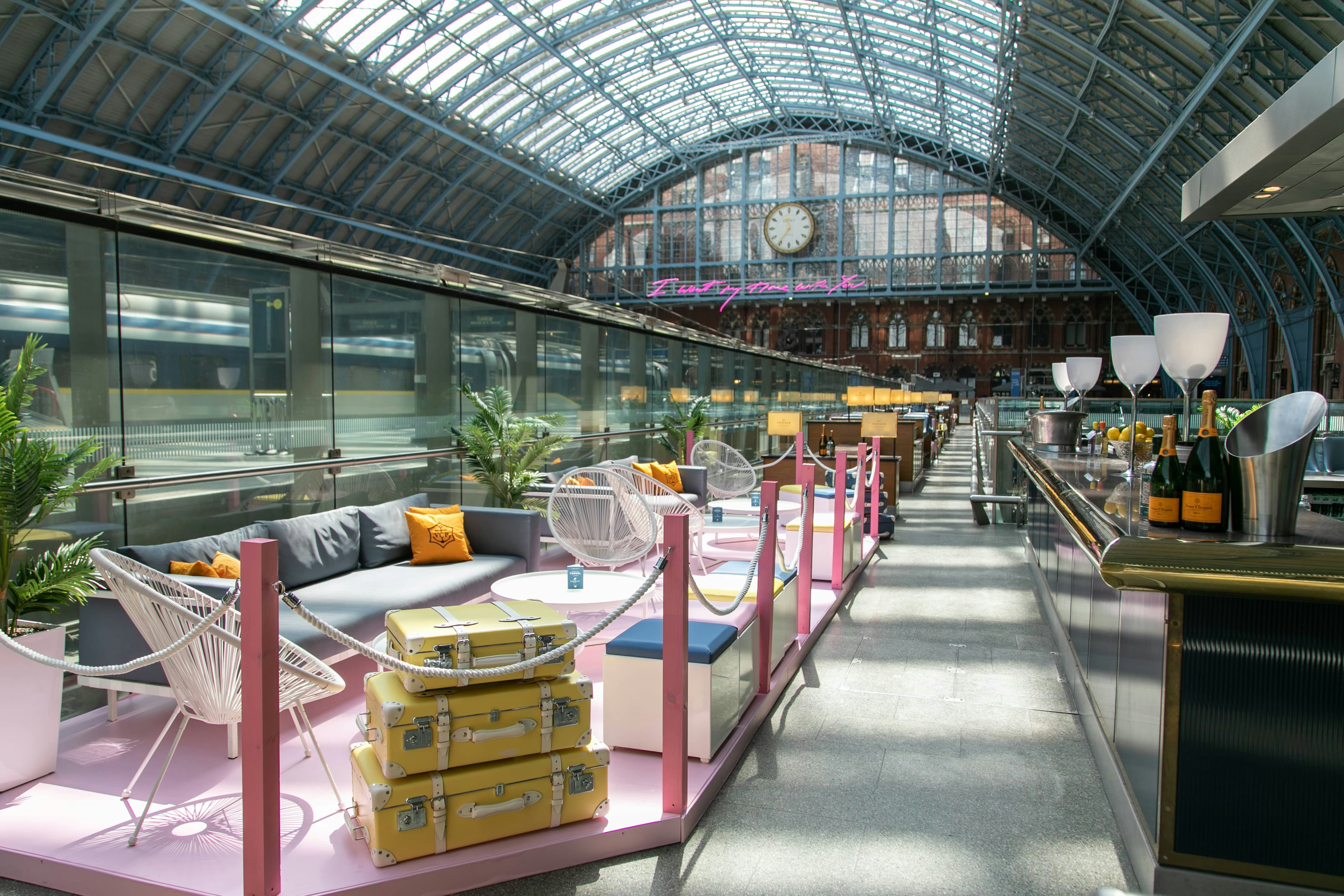 St Pancras Brasserie and Champagne Bar by Searcys  - Champagne Bar image 6