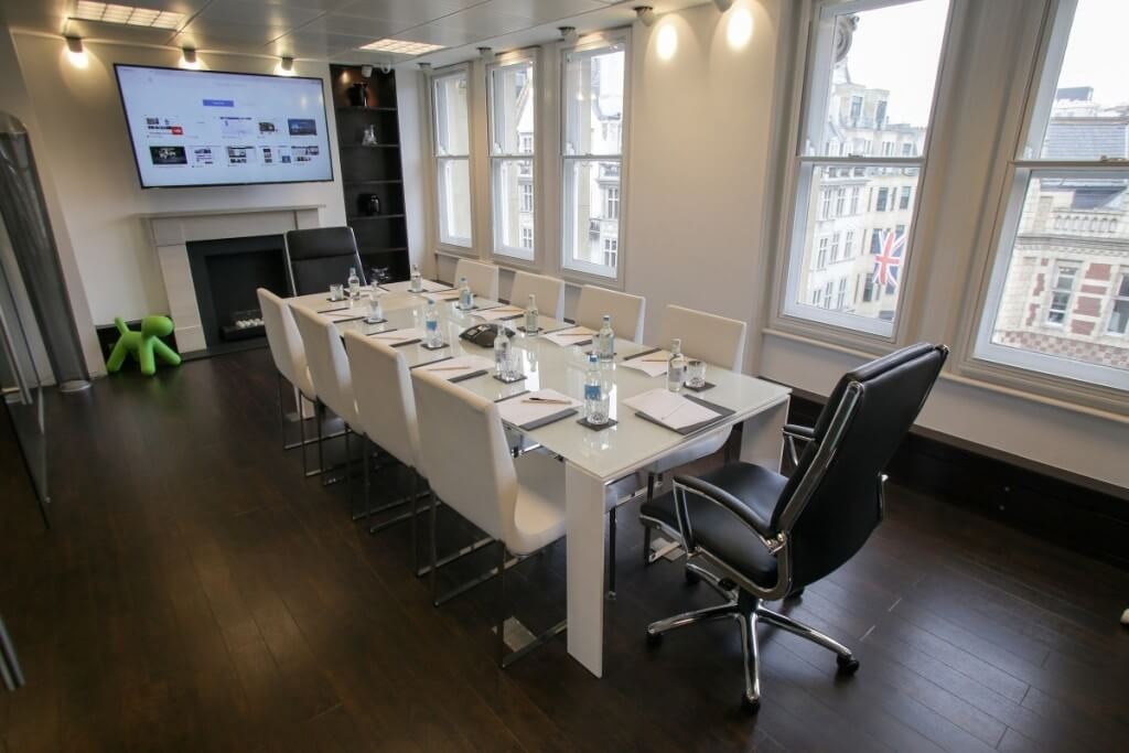 Piccadilly Chambers - Mayfair Boardroom image 1