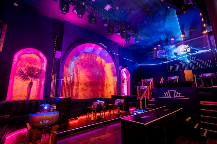 The London Reign  - The Club Area image 1