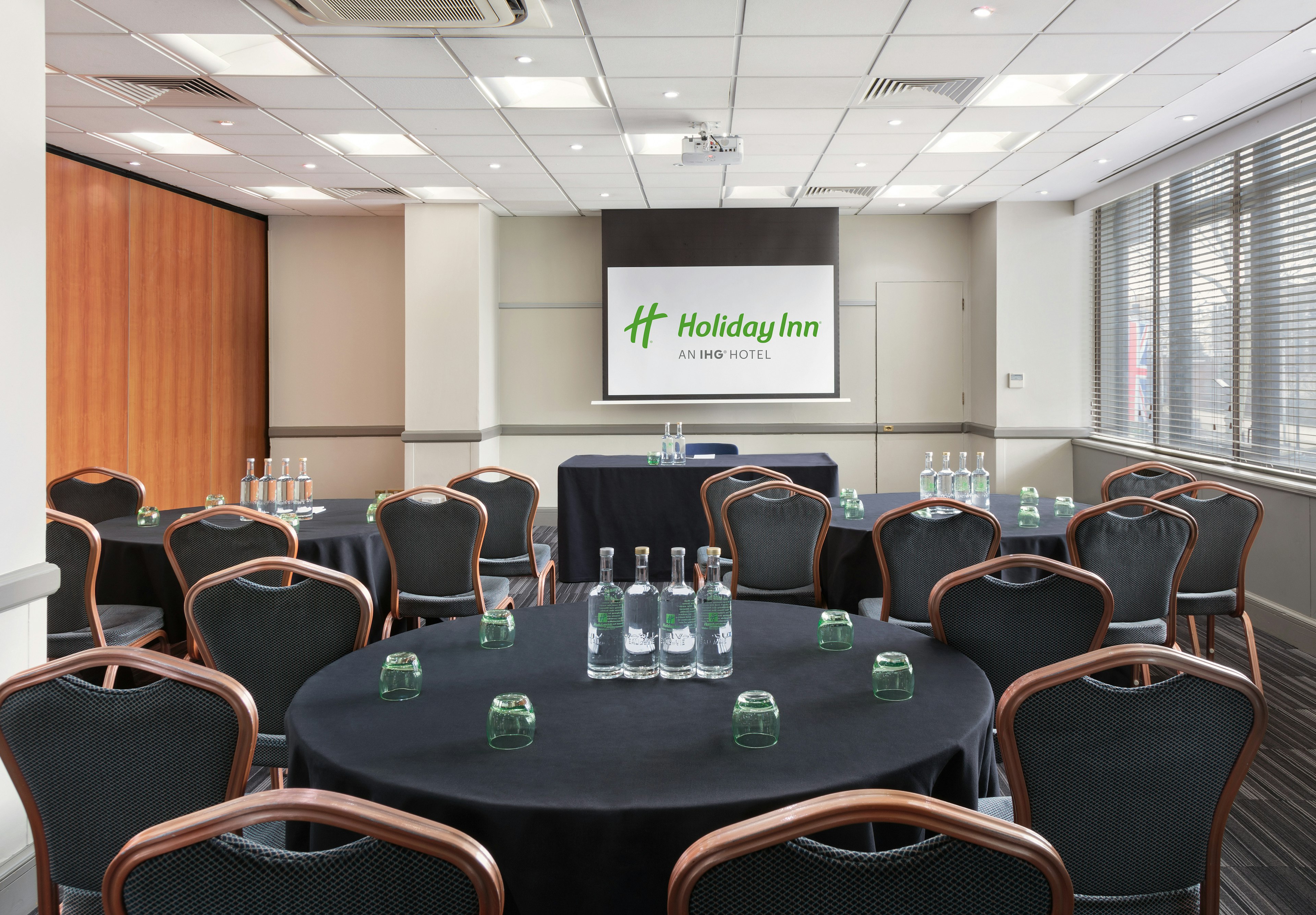 Business - Holiday Inn London Kensington Forum