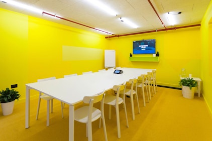 Business - Huckletree West