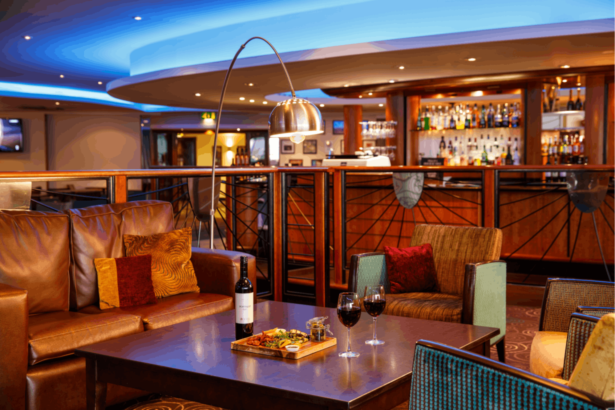 Mercure Manchester Piccadilly - The International Suite image 7