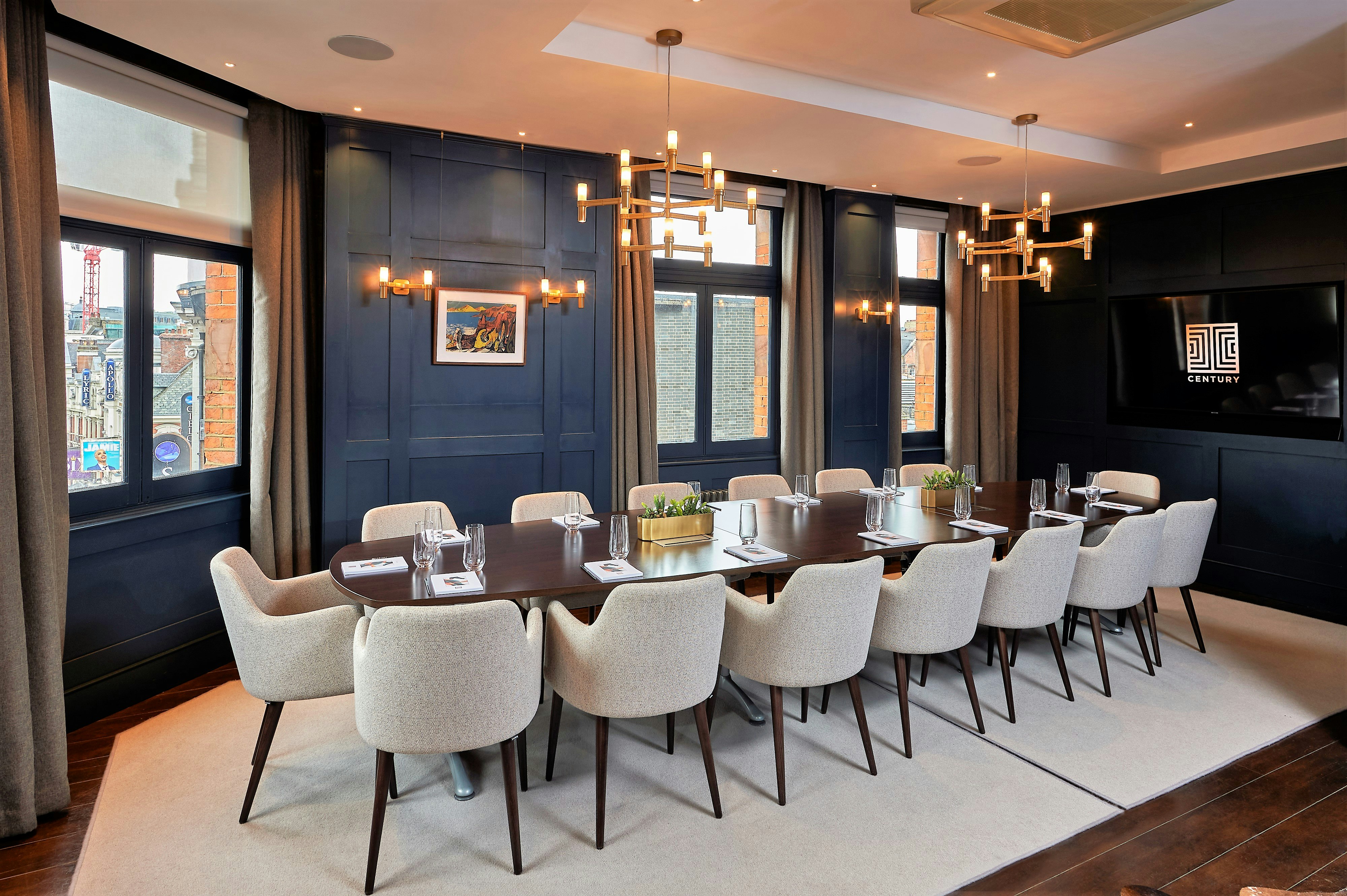 Century Club - The Shaftesbury image 2