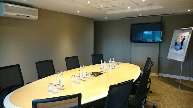 Novotel London West - Executive Boardroom image 2