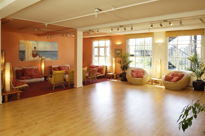 London Art House - The Art Studio image 1